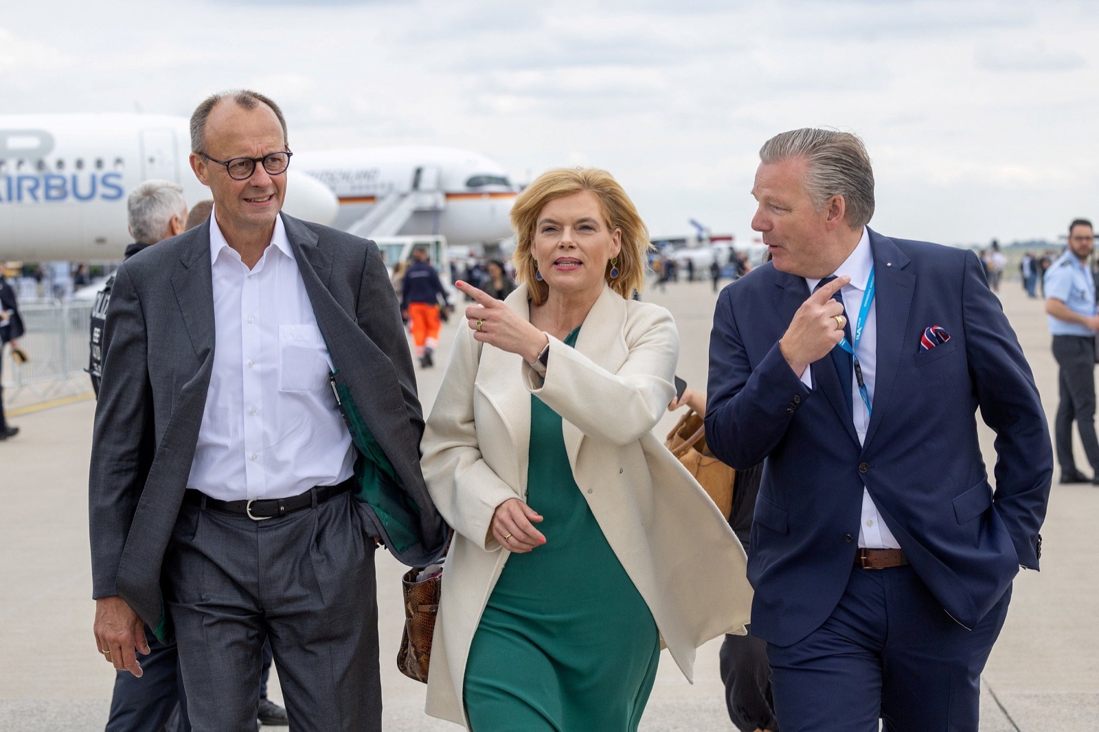 Political guests in conversation on the ILA Berlin open-air site
